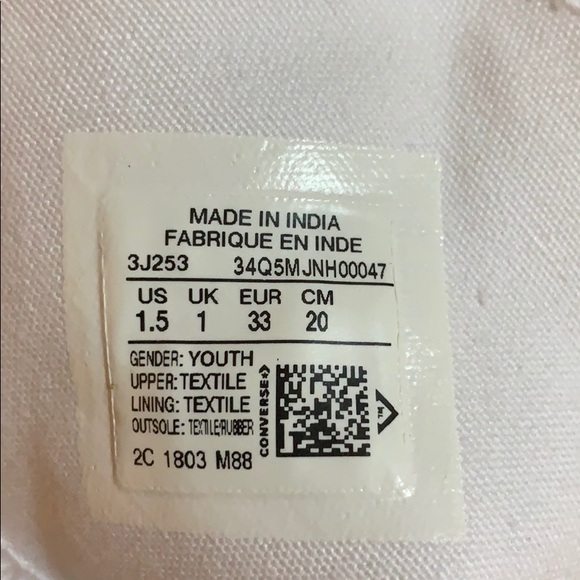 Girl’s white Converse, Chuck Taylor High Tops - Picture 4 of 4